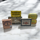 The Timeless Tin: Nuestra Exquisita Selección Invernal Ideal para Regalar